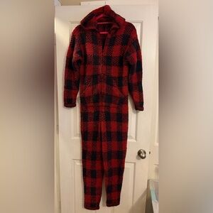 SKIMS unisex fuzzy pj onesie - S/M